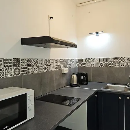 1-centre-ville 25m2 Box A Bagages Gratuits Διαμέρισμα *